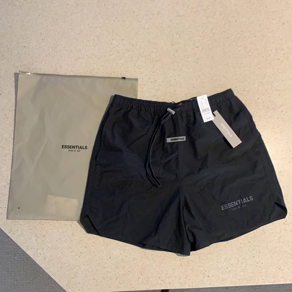 Essentials - Fear of God